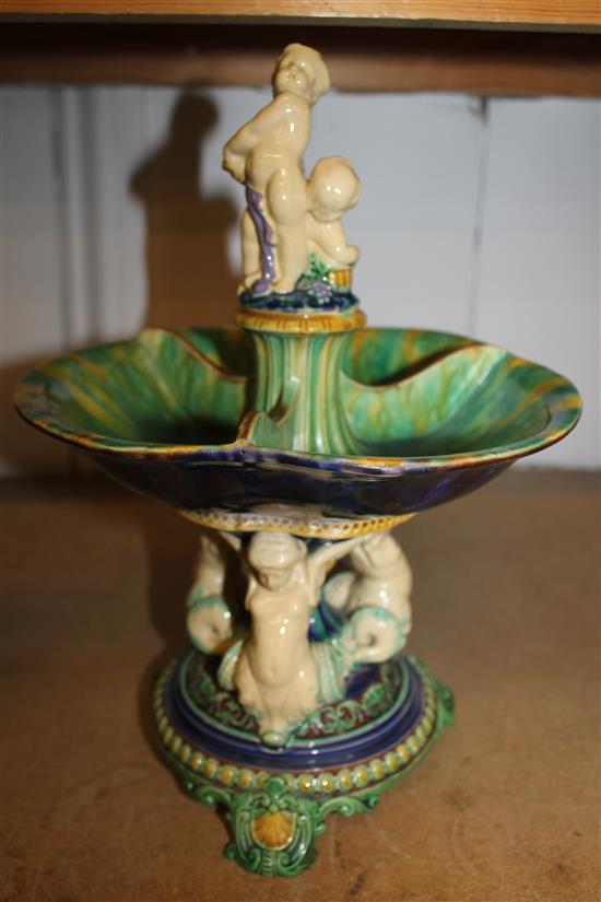 Majolica centre piece